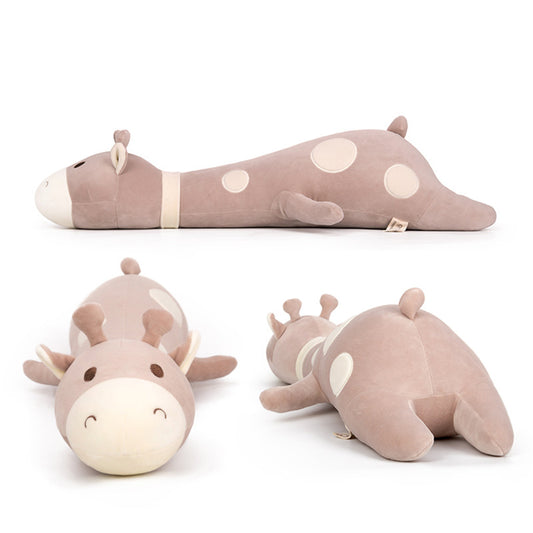 Milo and Kim - the Giraffe Plush Siblings